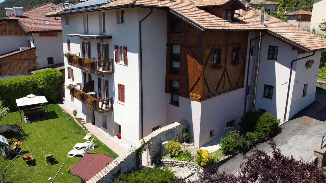 Agriturismo La Canonica Brez Exterior photo